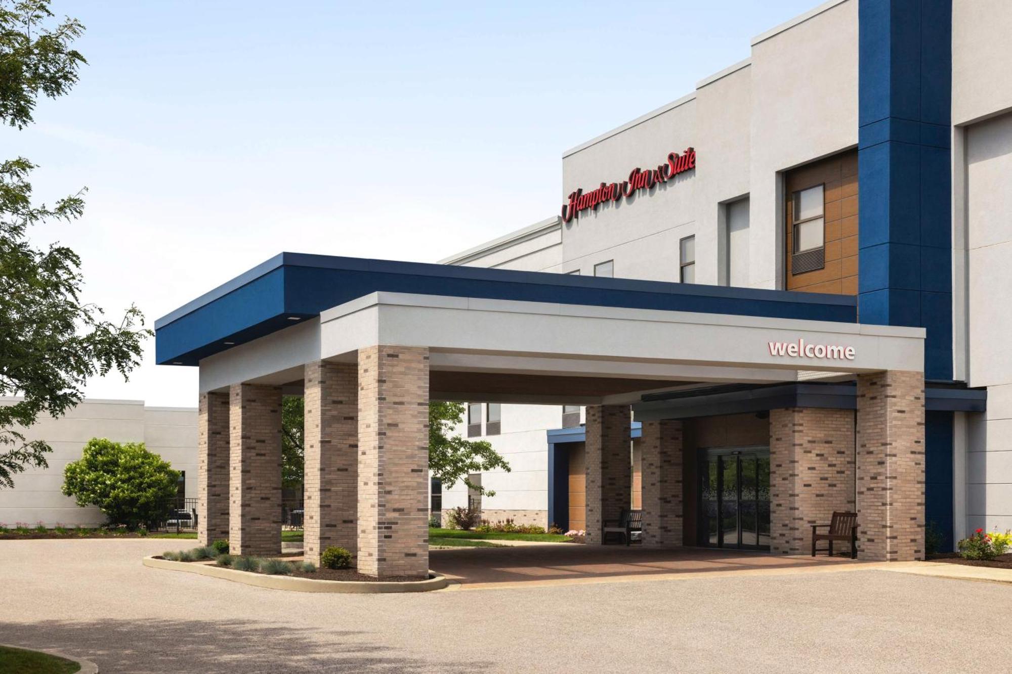 Hampton Inn & Suites Valparaiso Exterior photo