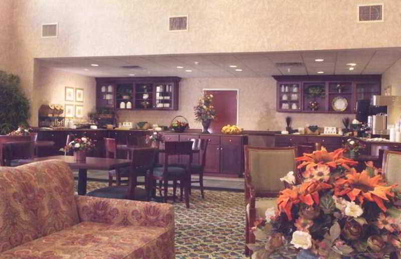 Hampton Inn & Suites Valparaiso Interior photo
